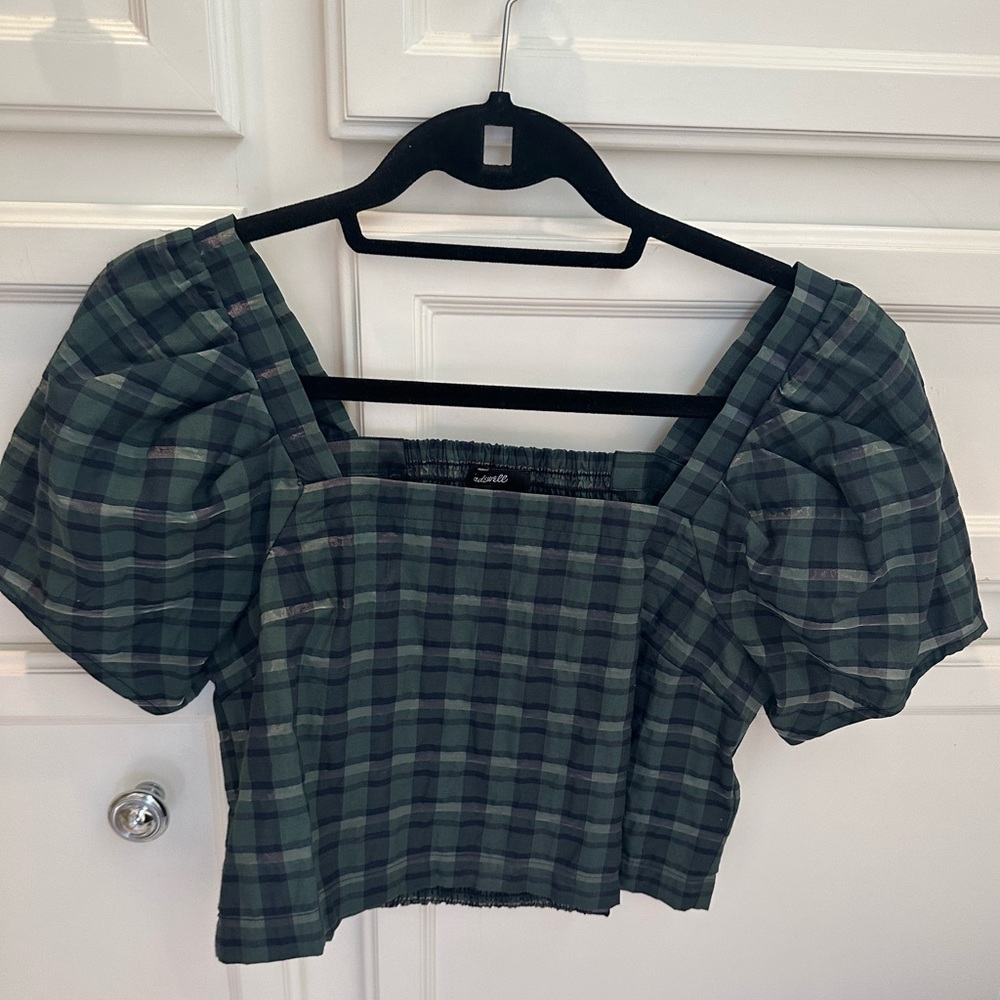 CROPPED PLAID SMOCKED TOP. MADEWELL